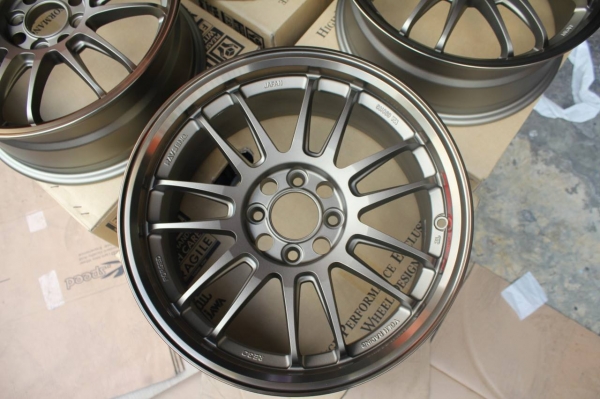 ล้อ RE30 ขอบ16X7 ออฟ+33 4H100 วงละ 3,500 บาท