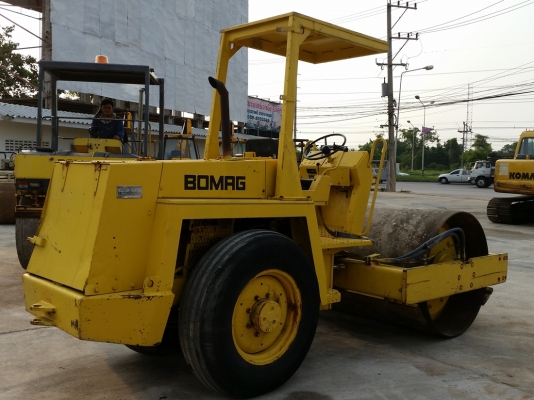 ขายรถบด 5.5 ตัน BOMAG BW172AD นำเข้าจาก USA แท้ 100\% สภาพสวย ไม่เคยใช้งานในไทย