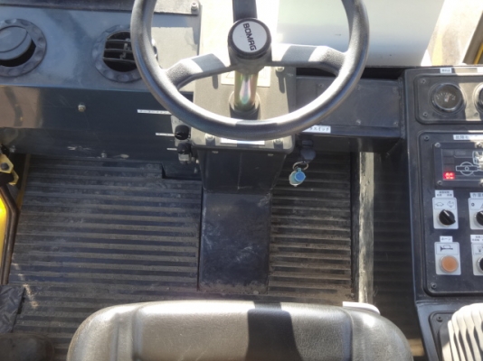 ขายรถบดล้อเหล็ก BOMAG  BW212D-3