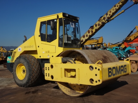 ขายรถบดล้อเหล็ก BOMAG  BW212D-3
