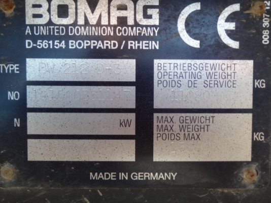 ขายรถบดล้อเหล็ก BOMAG  BW212D-3