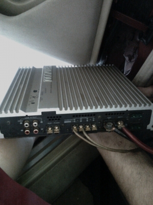 ขายยกชุดวิทยุ+แอม+ปรี รวมทั้งหมด2500บาทโทร027584391 ขายยกชุดวิทยุ+แอม+ปรี รวมทั้งหมด2500บาทโทร027584391