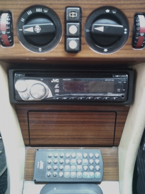 ขายยกชุดวิทยุ+แอม+ปรี รวมทั้งหมด2500บาทโทร027584391 ขายยกชุดวิทยุ+แอม+ปรี รวมทั้งหมด2500บาทโทร027584391