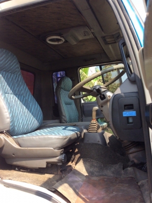 HINO10ล้อ เพลาเดียว เครื่อง168แรง พวงมาลัยพาว์เวอร์ กระจกไฟฟ้า เครื่องดี ครัทซีสวย ขาย 430,000 บาท ศุภากร 091-1903107 , 081-4252943