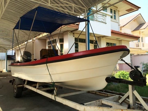 ขายเรือไฟเบอร์ 15 ฟุตพร้อมเครื่องyamaha 55 มีคลิบเรือวิ่ง