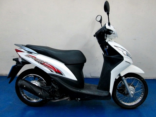 spacy i สีขาว รถบ้านๆ เครื่องยนต์หัวฉีด ประหยัดน้ำมัน รถเดือน มิ.ย. ปี 55 ไมล์ 18000โล ฟรีโอน แถม 4 รายการ งดต่อรอง 21900