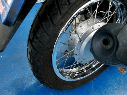 spacy i สีขาว รถบ้านๆ เครื่องยนต์หัวฉีด ประหยัดน้ำมัน รถเดือน มิ.ย. ปี 55 ไมล์ 18000โล ฟรีโอน แถม 4 รายการ งดต่อรอง 21900