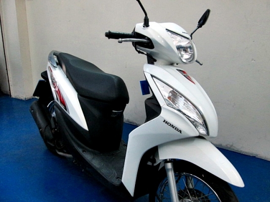 spacy i สีขาว รถบ้านๆ เครื่องยนต์หัวฉีด ประหยัดน้ำมัน รถเดือน มิ.ย. ปี 55 ไมล์ 18000โล ฟรีโอน แถม 4 รายการ งดต่อรอง 21900