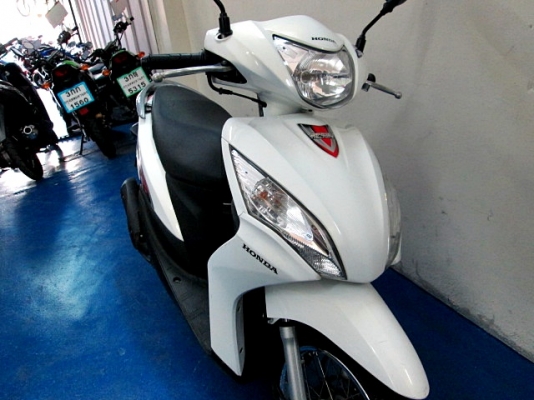 spacy i สีขาว รถบ้านๆ เครื่องยนต์หัวฉีด ประหยัดน้ำมัน รถเดือน มิ.ย. ปี 55 ไมล์ 18000โล ฟรีโอน แถม 4 รายการ งดต่อรอง 21900