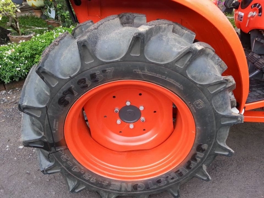 คูโบต้า L3608 4 WD 2 เพลา พร้อมใบมีด  985 ชั่วโมง..เล่มพร้อม ปี 2553