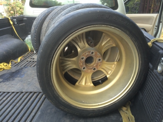 ขายล้อขอบ17พร้อมยางถอดจากวีโก้-6500 ขายล้อขอบ17พร้อมยางถอดจากวีโก้-6500