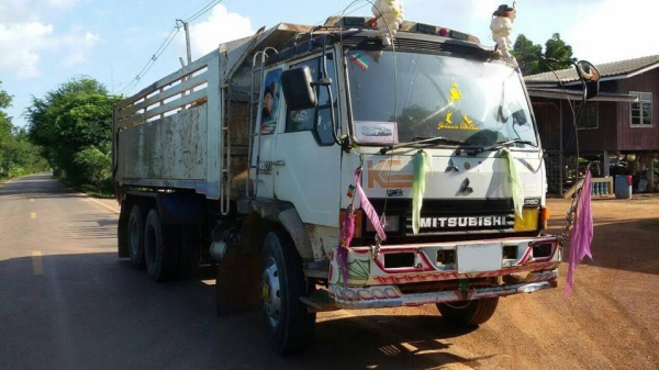 10ล้อ หลงเทอร์โบ 2เพลาดั้ม MITSUBISHI FUSO TF-220แรง **ขาย FUSO TF-220HP หลงโบ 10ล้อ2เพลาดั้ม เบรคใหญ่ เพลาบุ๋ม ครบ สภาพดี พร้อมใช้งาน 10ล้อ หลงเทอร์โบ 2เพลาดั้ม MITSUBISHI FUSO TF-220แรง **ขาย FUSO TF-220HP หลงโบ 10ล้อ2เพลาดั้ม เบรคใหญ่ เพลาบุ๋ม ครบ สภาพดี พร้อมใช้งาน
