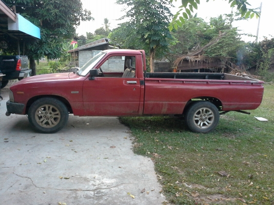 มาใหม่สดๆร้อนๆลงก่อนล้าง ม้ากระโดด LN40 ดีเซล เครื่องดีมาก สีดูดี ทบ.เต็ม ปลายปีหน้า59เอกสารโอนครบ ชุดแอร์มีขาดคอม ล้อแม็กสวยของD4D อื่นๆตามสภาพ เน้นใช้งานคุ้มแน่นอน ขาย49000-ต่อรองได้ สนใจดูรถที่ อ.ลำปลายมาศ จ.บุรีรัมย์ 0817915677 ID LINE : tst3941