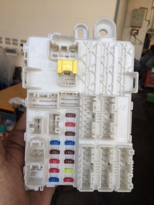 ขาย แผงฟิวส์vigo ของแท้