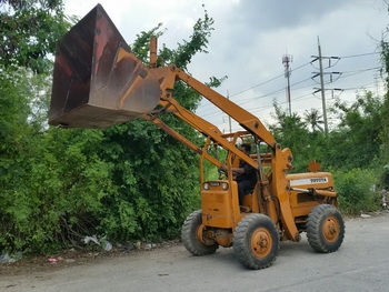 ขาย รถตัก TOYOTA ขนาด1คิว เครื่องเบนชิน 2 เพลา ขับ 4ล้อ คอยาวพิเศษ ขาย รถตัก TOYOTA ขนาด1คิว เครื่องเบนชิน 2 เพลา ขับ 4ล้อ คอยาวพิเศษ