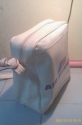 กระเป๋าหนัง สะพายข้าง งานเก่าสายการบิน