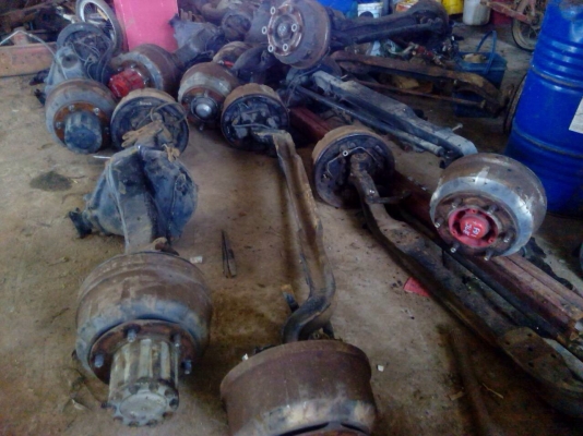 ขายเฟืองท้ายF. 25,000. คานหน้าF. 8,000. ของนอกสภาพสวยๆครับ