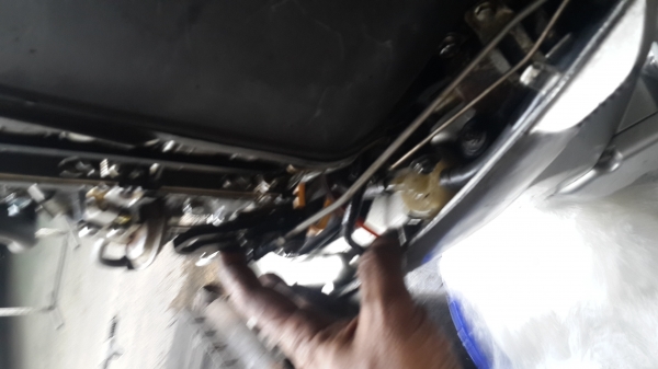 ขายเครื่องเรือ HONDA 50 เเรง 4 จังหวะ ทริมไฟฟ้า นำเข้าญี่ปุ่น เครื่องเงียบ น้ำออกดี**** มี 2 ตัวนะครับ ****