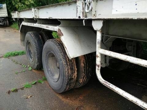 6ล้อหัวลาก185แรง..พร้อมหางพื้นเรียบ2คาน(รายละเอียดดูให้อีกที)