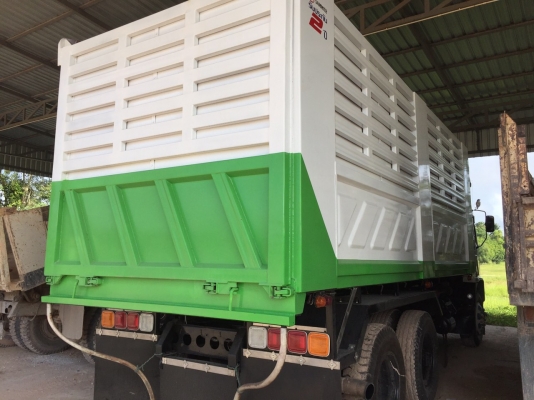 10ล้อดั้ม200แรงFVZ33MZ 2-4-7000221 ปี2550 แม็คโหลด..รถสวยมาก..แค่เก็บสีเท่านั้น