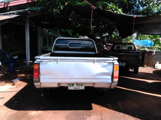 ขายนิสสัน BIG Mแคปเครื่องแดง2.5 เครื่องดี แอร์เย็น สีสวย ภาษีไม่ขาด ภายในสวย 69000บ. ขายนิสสัน BIG Mแคปเครื่องแดง2.5 เครื่องดี แอร์เย็น สีสวย ภาษีไม่ขาด ภายในสวย 69000บ.