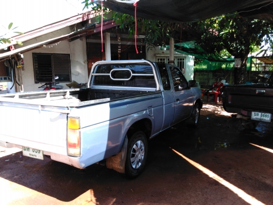 ขายนิสสัน BIG Mแคปเครื่องแดง2.5 เครื่องดี แอร์เย็น สีสวย ภาษีไม่ขาด ภายในสวย 69000บ. ขายนิสสัน BIG Mแคปเครื่องแดง2.5 เครื่องดี แอร์เย็น สีสวย ภาษีไม่ขาด ภายในสวย 69000บ.