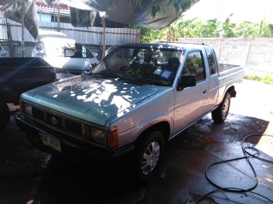 ขายนิสสัน BIG Mแคปเครื่องแดง2.5 เครื่องดี แอร์เย็น สีสวย ภาษีไม่ขาด ภายในสวย 69000บ.