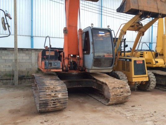 ขาย Hitachi EX200-5 ไฟฟ้าตัด เอกสารเล่มทะเบียน