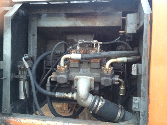 ขาย Hitachi EX200-5 ไฟฟ้าตัด เอกสารเล่มทะเบียน