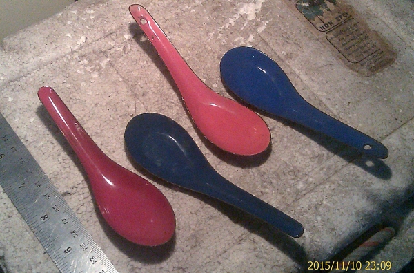 ช้อนสังกะสีเคลือบ งานเก่าแท้