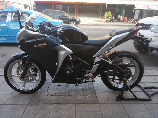 ขายครับ CBR250 ปี2011 รถเดิมๆเครื่องแห้งๆเอาไปใช้ยาวๆครับ