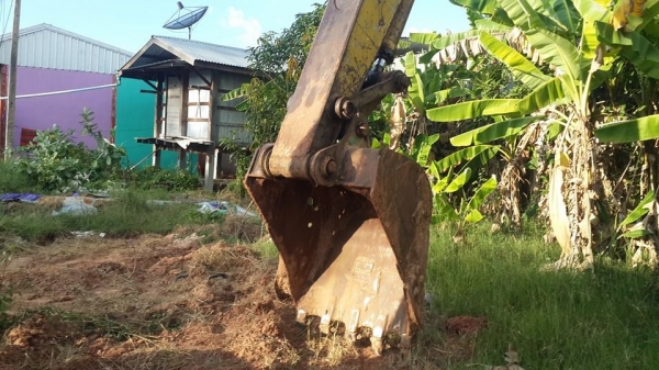 ขายรถขุดแบ็คโค เล่มทะเบียนkobelcosk200-3 mark3 ช่วงล่างเต็มโซ่ดี เครื่องแน่น ปั๊มแรงไม่โหลด พร้อมลงทำงาน เฟรมสวย หน้าจออยู่ เก๋งเดิมไม่ผุ ขายรถขุดแบ็คโค เล่มทะเบียนkobelcosk200-3 mark3 ช่วงล่างเต็มโซ่ดี เครื่องแน่น ปั๊มแรงไม่โหลด พร้อมลงทำงาน เฟรมสวย หน้าจออยู่ เก๋งเดิมไม่ผุ