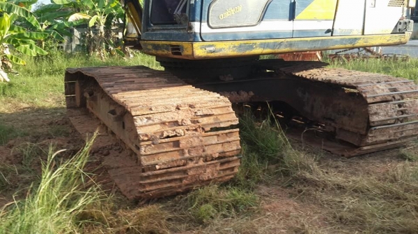 ขายรถขุดแบ็คโค เล่มทะเบียนkobelcosk200-3 mark3 ช่วงล่างเต็มโซ่ดี เครื่องแน่น ปั๊มแรงไม่โหลด พร้อมลงทำงาน เฟรมสวย หน้าจออยู่ เก๋งเดิมไม่ผุ ขายรถขุดแบ็คโค เล่มทะเบียนkobelcosk200-3 mark3 ช่วงล่างเต็มโซ่ดี เครื่องแน่น ปั๊มแรงไม่โหลด พร้อมลงทำงาน เฟรมสวย หน้าจออยู่ เก๋งเดิมไม่ผุ