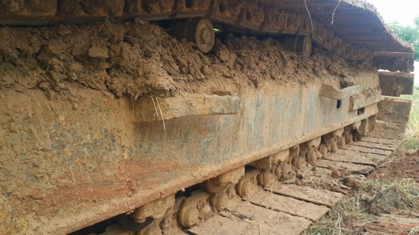 ขายรถขุดแบ็คโค เล่มทะเบียนkobelcosk200-3 mark3 ช่วงล่างเต็มโซ่ดี เครื่องแน่น ปั๊มแรงไม่โหลด พร้อมลงทำงาน เฟรมสวย หน้าจออยู่ เก๋งเดิมไม่ผุ ขายรถขุดแบ็คโค เล่มทะเบียนkobelcosk200-3 mark3 ช่วงล่างเต็มโซ่ดี เครื่องแน่น ปั๊มแรงไม่โหลด พร้อมลงทำงาน เฟรมสวย หน้าจออยู่ เก๋งเดิมไม่ผุ