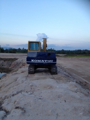 รถขุด KOMATSU PC60-5 รถขุด KOMATSU PC60-5