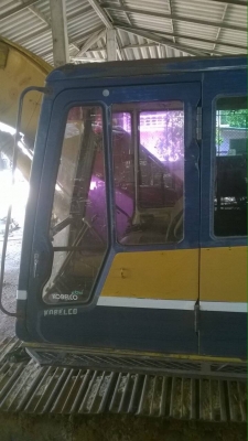 ขายด่วนครับ รถแบคโฮ KOBELCO 200 MARK 2 907 รถพร้อมใช้งานครับ