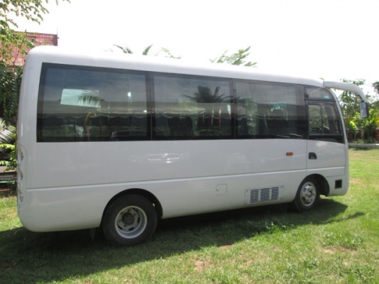 GOLDEN DRAGON VIP 11 ที่นั่ง มือเดียวออกห้าง 5000KM