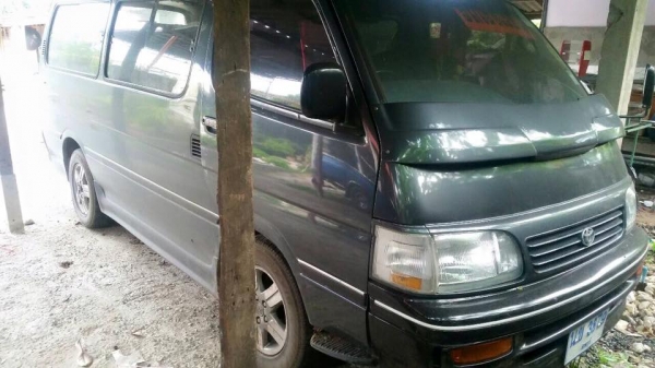 ขาย 60,0000 บาท เท่านั้น มีเล่มพร้อมโอน รถตู้ วางเครื่อง ติด CNG เกียร์ออโต้