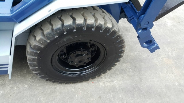 ขาย รถยก KOMATSU รุ่น FD25-11 มือสองญี่ปุ่น เสาสูง 4เมตร งาฮิ้ง ยางตัน เกียร์ออโต้ เครื่องยนต์ดีเซล มือถือ/LINE ID :0818753444 ขาย รถยก KOMATSU รุ่น FD25-11 มือสองญี่ปุ่น เสาสูง 4เมตร งาฮิ้ง ยางตัน เกียร์ออโต้ เครื่องยนต์ดีเซล มือถือ/LINE ID :0818753444