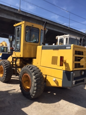 ด่วนขายรถตัก KOMATSU 520  รถมือ 2 นำเข้าจากญี่ปุ่นโดยตรง
