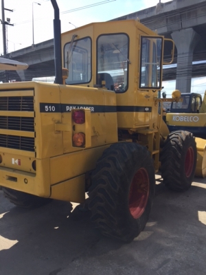 ด่วนขายรถตัก KOMATSU 520 รถมือ 2 นำเข้าจากญี่ปุ่นโดยตรง ด่วนขายรถตัก KOMATSU 520 รถมือ 2 นำเข้าจากญี่ปุ่นโดยตรง