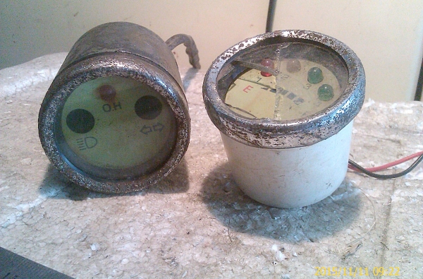 เกจ หน้าปัดรถไฟฟ้า รุ่นเก่า เกจ หน้าปัดรถไฟฟ้า รุ่นเก่า