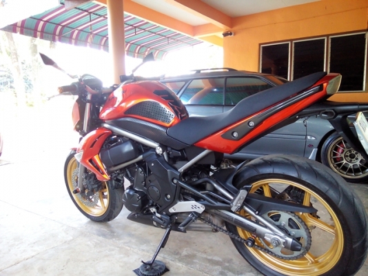 ขาย ER6N 650ปี 2009 ทะเบียนแท้ รถสวยสภาพดีมากๆ พร้อมใช้งาน 135000 ต่อรองได้