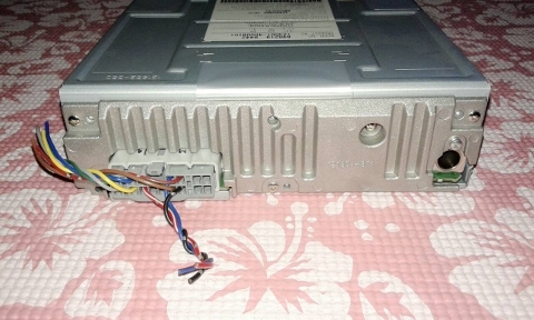 (ขายแล้วครับ ขอบคุณครับ) ขาย CD MP3 USB ติดรถยนต์ แท้ถอดจากรถ ใหม่ Isuzu ดีแม็กซ์ 750บาท ต่อรองได้ ติดต่อ 0935500686