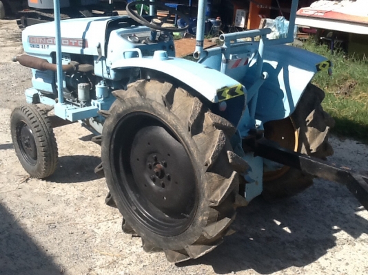 รถไถพร้อมพ่วงhinomoto 18 สภาพดีพร้อมใช้ เครื่องแรงดีพร้อมลุยครับ