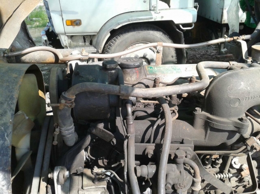 หกล้อ ฮีโน่ FF17-EH700-168 พ.เวอร์ ทิฟฟี บรรทุกน้ำถัง 7,000ลิต อุปกรณ์ปั้มครับพร้อมใช้งาน  ทะเบียนภาษีขาดปีหน้าพร้อมโอน