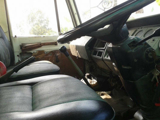 หกล้อ ฮีโน่ FF17-EH700-168 พ.เวอร์ ทิฟฟี บรรทุกน้ำถัง 7,000ลิต อุปกรณ์ปั้มครับพร้อมใช้งาน  ทะเบียนภาษีขาดปีหน้าพร้อมโอน