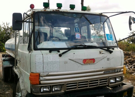 หกล้อ ฮีโน่ FF17-EH700-168 พ.เวอร์ ทิฟฟี บรรทุกน้ำถัง 7,000ลิต อุปกรณ์ปั้มครับพร้อมใช้งาน  ทะเบียนภาษีขาดปีหน้าพร้อมโอน