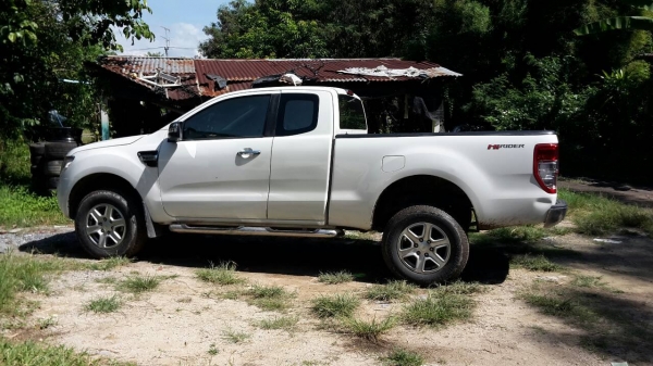 ขายฟอดเรนเจอร์ปี14ตัวสูง พร้อมใช้งาน เคยแจ้งจอดจดใหม่อุบัติเหตุมาเล็กน้อย ขาย299000ทะเบียนโอนได้ปกติโอนให้เลยก็ได้ครับ0896069238