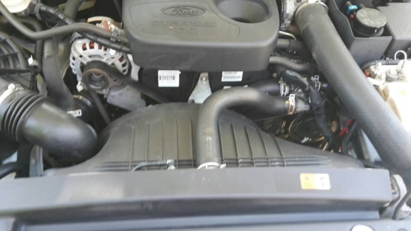 ขายฟอดเรนเจอร์ปี14ตัวสูง พร้อมใช้งาน เคยแจ้งจอดจดใหม่อุบัติเหตุมาเล็กน้อย ขาย299000ทะเบียนโอนได้ปกติโอนให้เลยก็ได้ครับ0896069238